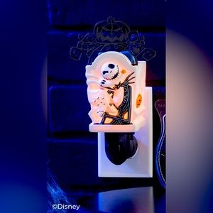 NIB Scentsy Nightmare before Christmas Jack Skellington mini warmer